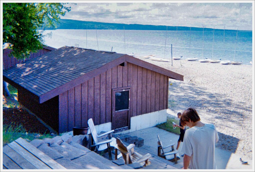 Cabin -02